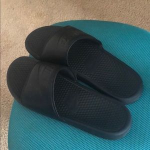 Size 12 Nike Benassi Slides